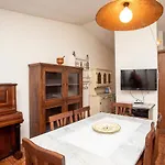 A Casa Di Tony - Goelba Lägenhet *
